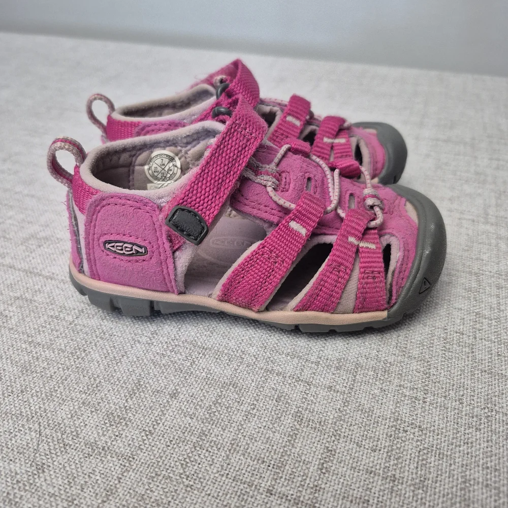 KEEN Seacamp II CNX Sandals Toddler Size 7 Very Berry Pink - Picture 9 of 10
